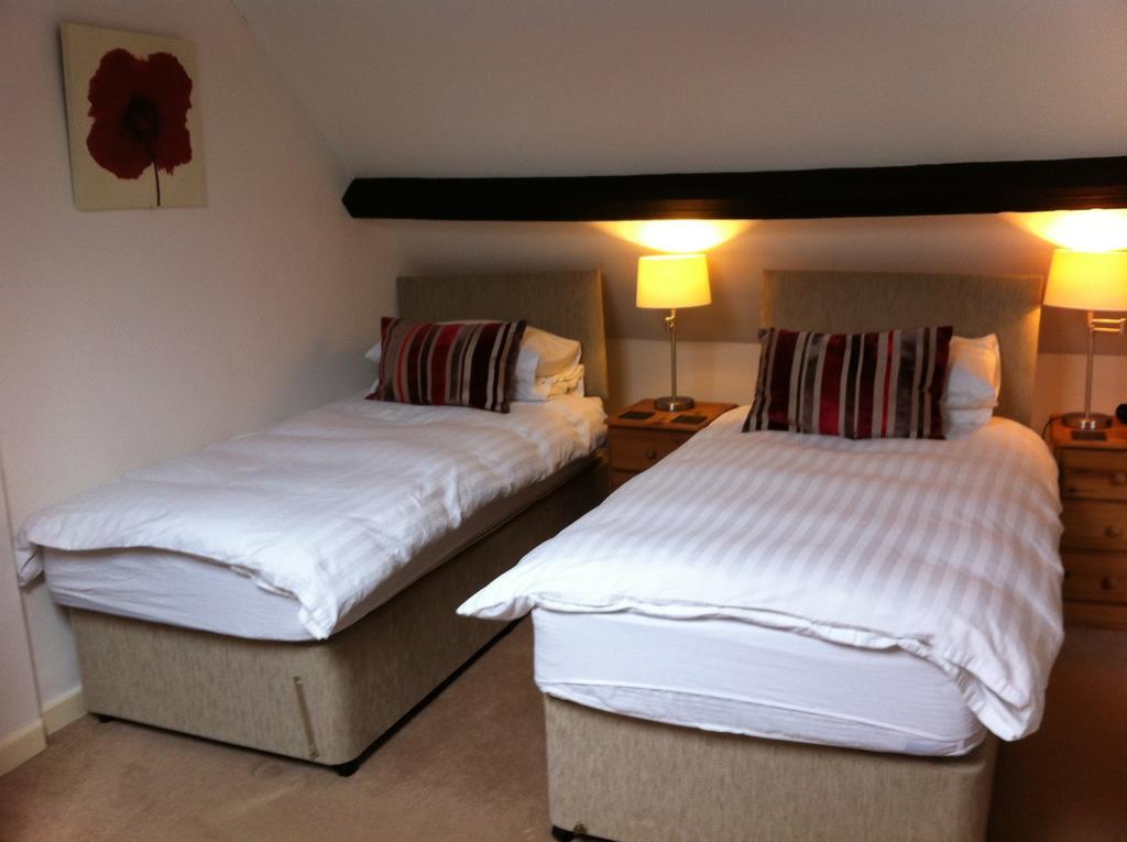 Burcott Mill Guesthouse Wells Eksteriør billede